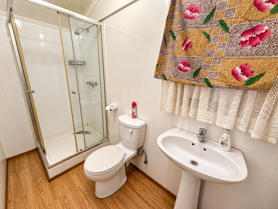 4 Bedroom Property for Sale in Roodia Free State
